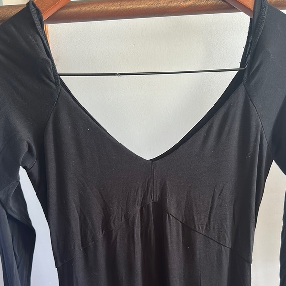 Wilfred Black V-Neck Long Sleeve Dress - Picture 2 of 4